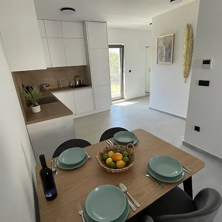 Sea I - Modern With Pool - 30 Meters From The Apartment