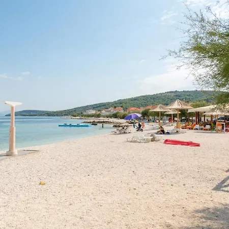 Sea I - Modern With Pool - 30 Meters From The Slatine